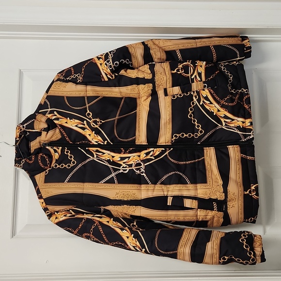 Brand new, Men's Famous Print Designer Puffer Jacket black gold - Picture 2 of 3
